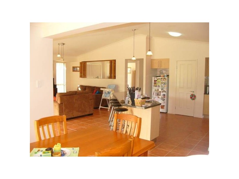 43 William Avenue, Yamba NSW 2464
