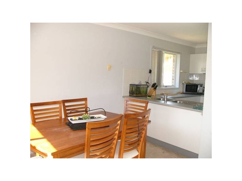 2/4 Urara Street, Yamba NSW 2464