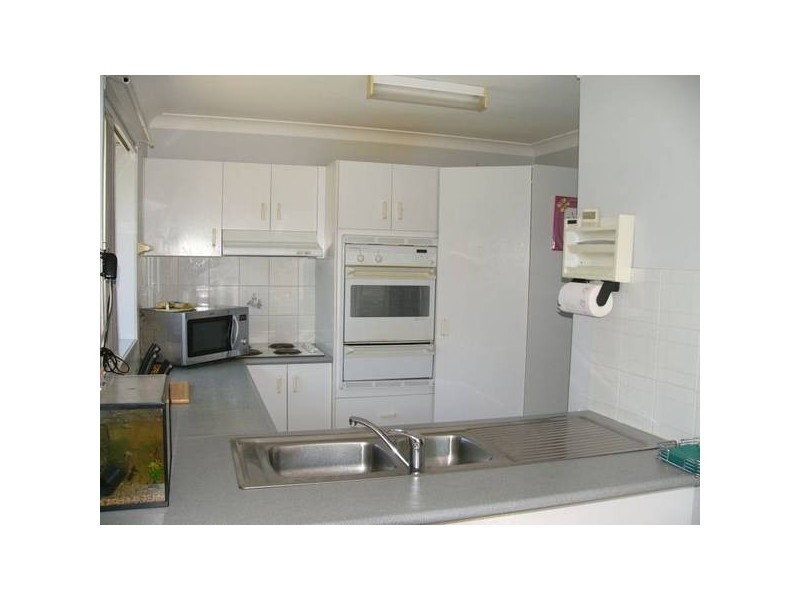 2/4 Urara Street, Yamba NSW 2464