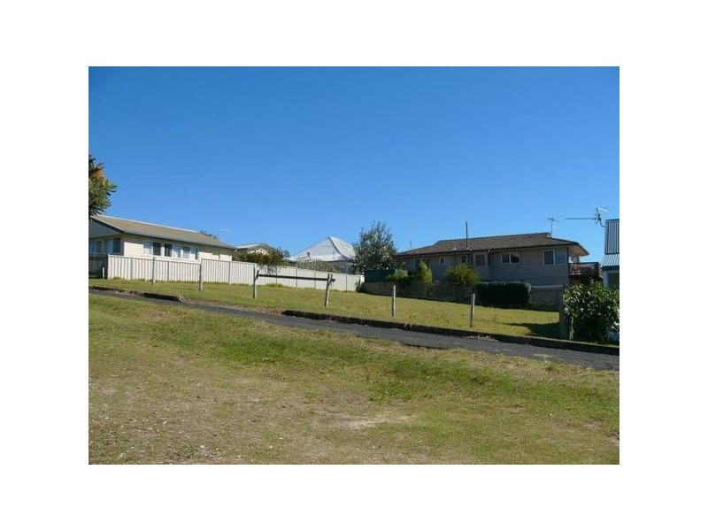 19 Queen Street, Yamba NSW 2464