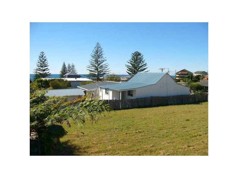 19 Queen Street, Yamba NSW 2464