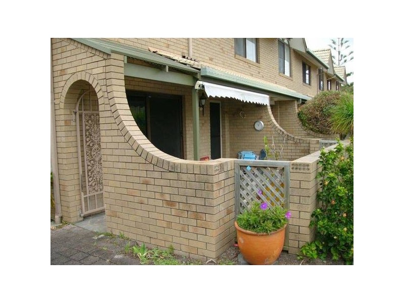 4/8 River Street, Yamba NSW 2464