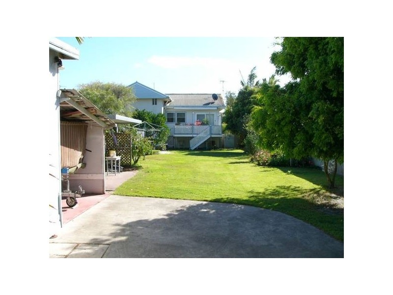 22 Beach Street, Yamba NSW 2464
