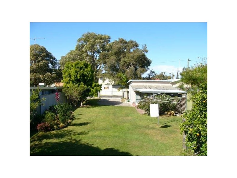 22 Beach Street, Yamba NSW 2464