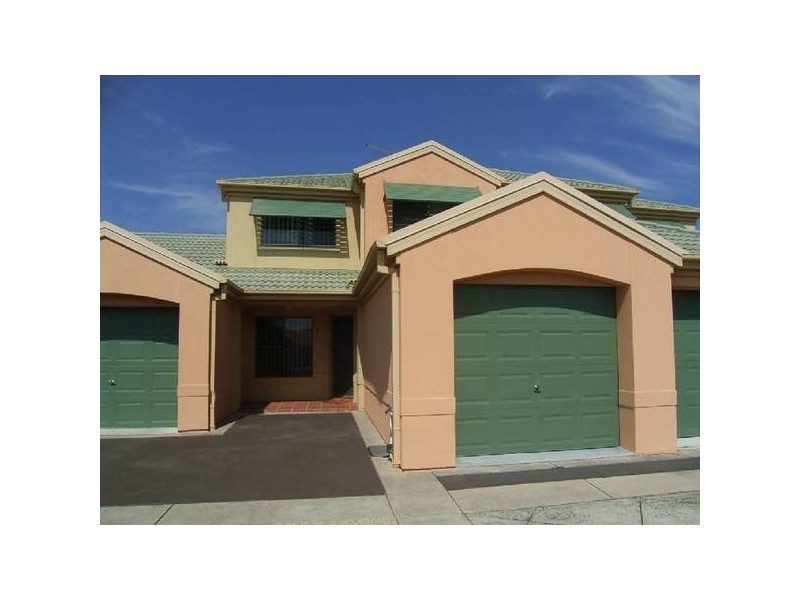 9/6-8 BEACHSIDE WAY, Yamba NSW 2464