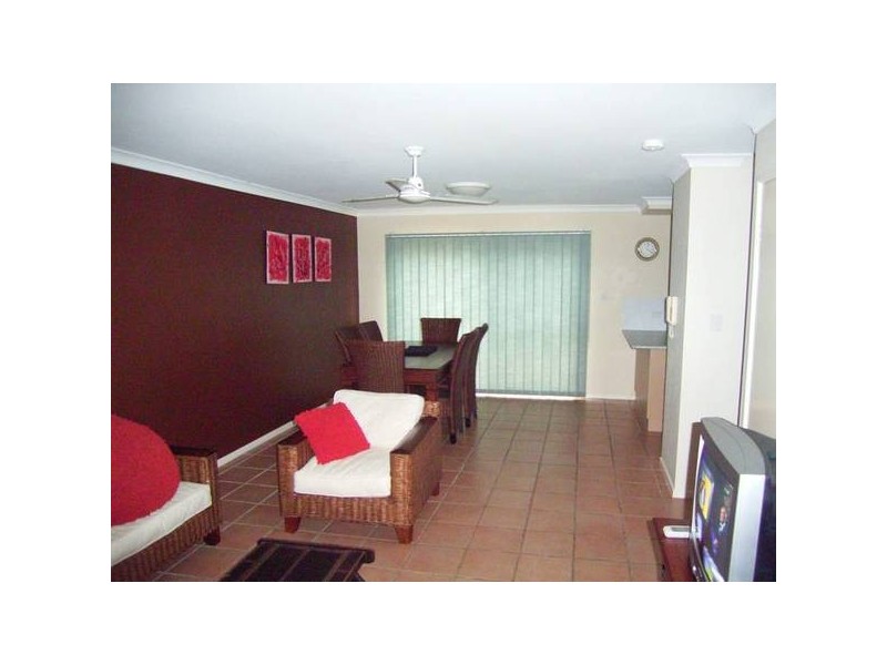 9/6-8 BEACHSIDE WAY, Yamba NSW 2464