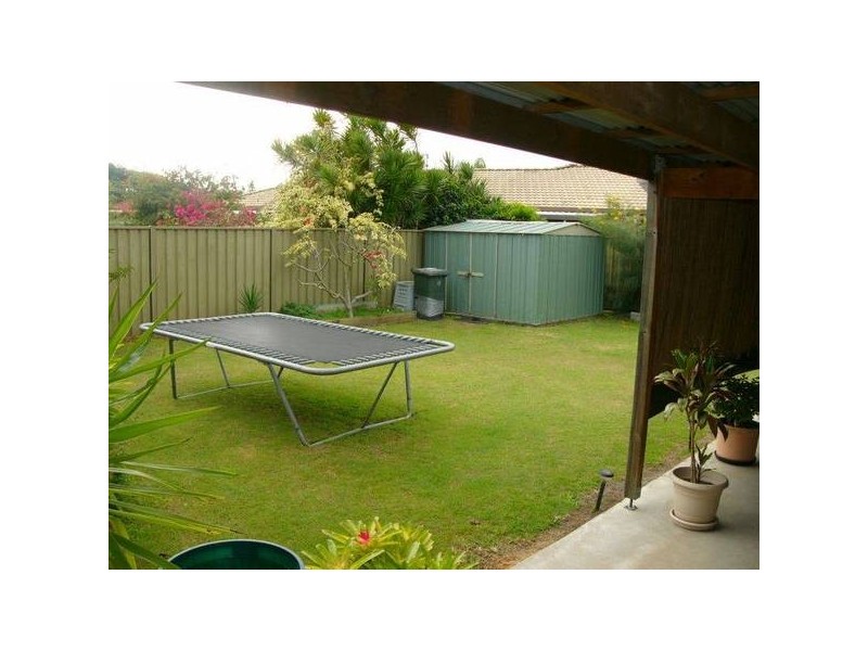 4 Osprey Drive, Yamba NSW 2464