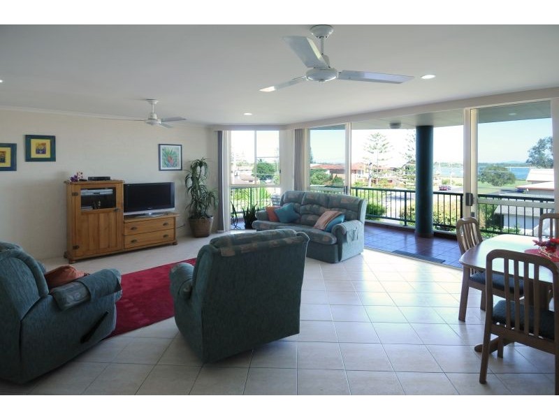 3/10 Claude Street, Yamba NSW 2464