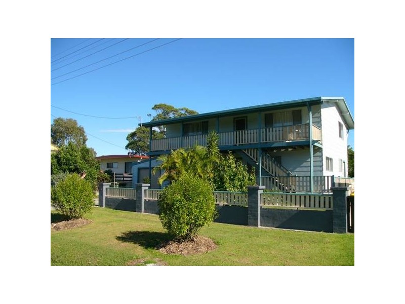 7 Dalley Street, Palmers Island NSW 2463