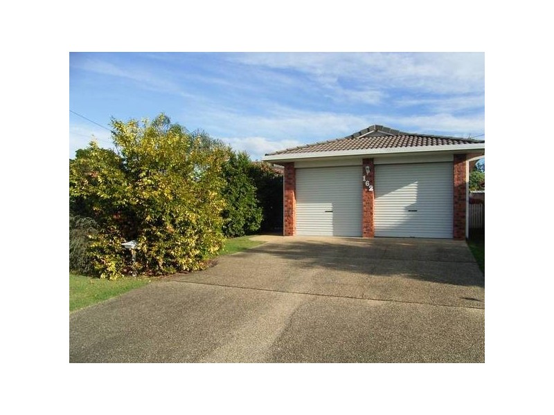 162 Yamba Road, Yamba NSW 2464