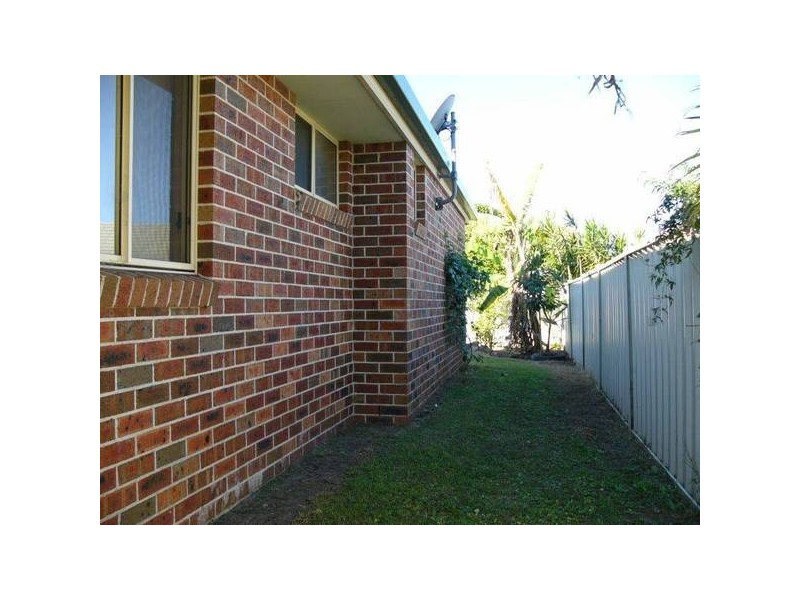 2/40 Osprey Drive, Yamba NSW 2464