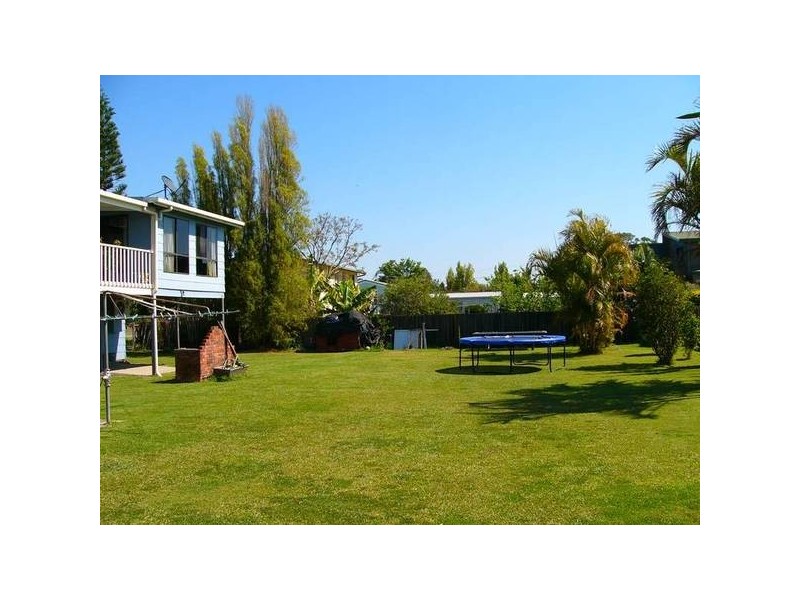 19 Yamba Street, Palmers Island NSW 2463