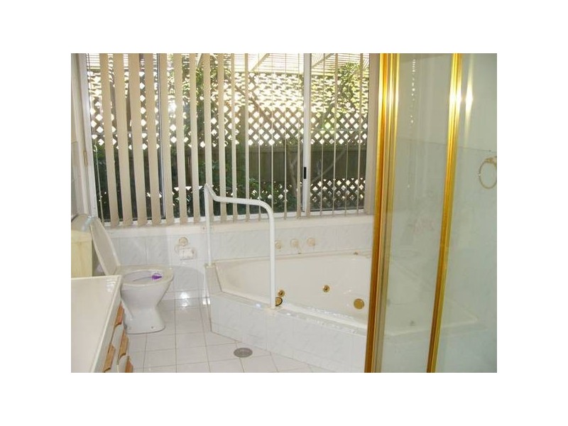 8 Melaleuca Drive, Yamba NSW 2464