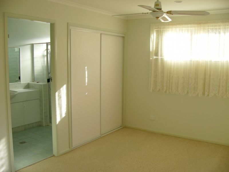 4/17a Beach Street, Yamba NSW 2464