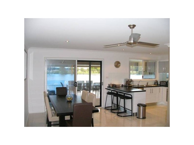 17 Osprey Drive, Yamba NSW 2464