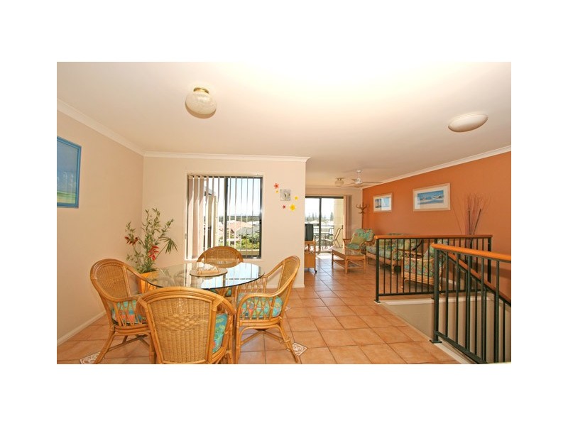 3/1-5 Beachside Way, Yamba NSW 2464