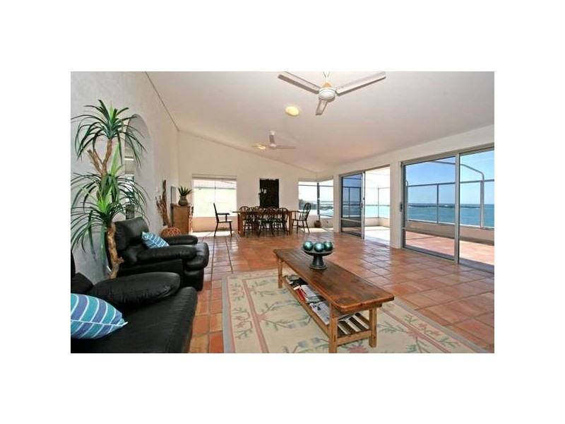 5/2 Ocean Street, Yamba NSW 2464