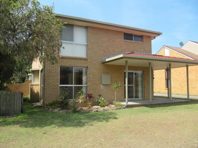 1/6 MARINERS WAY, Yamba NSW 2464