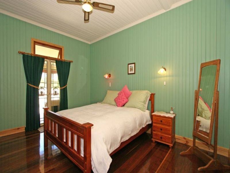 215 Yamba Road, Yamba NSW 2464