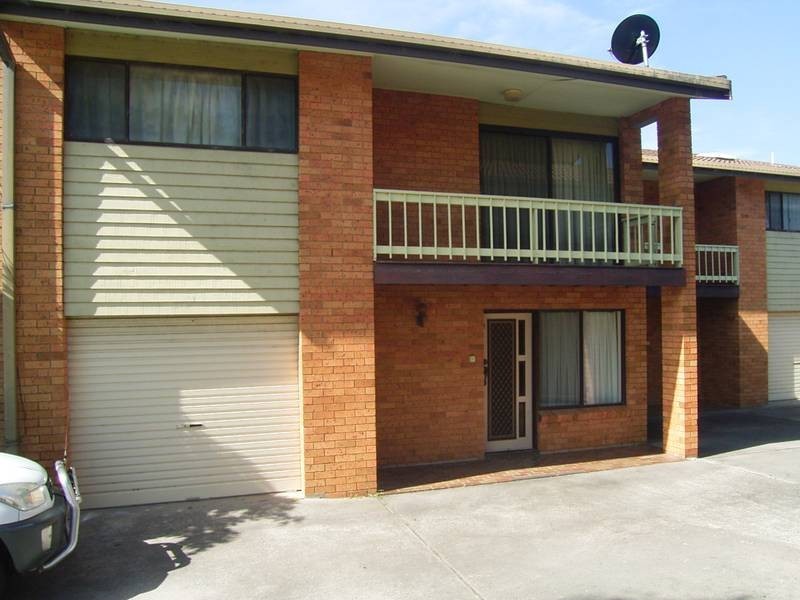 3/2 Waratah Avenue, Yamba NSW 2464