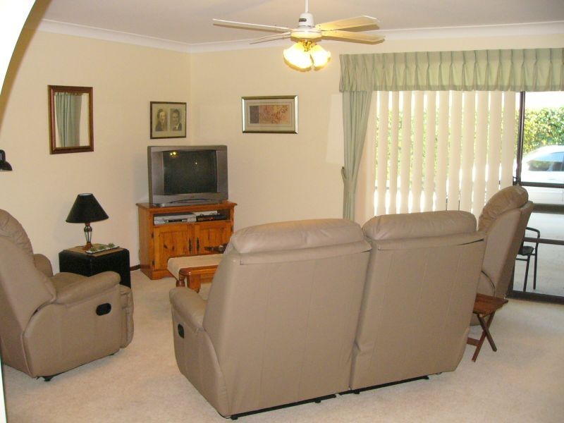 31 Shores Drive, Yamba NSW 2464