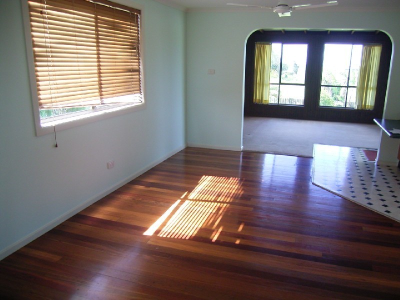 19 YAMBA STREET, Palmers Island NSW 2463