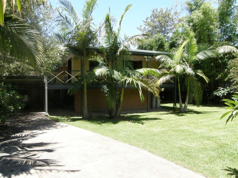 8 Carrington Lane, Palmers Island NSW 2463