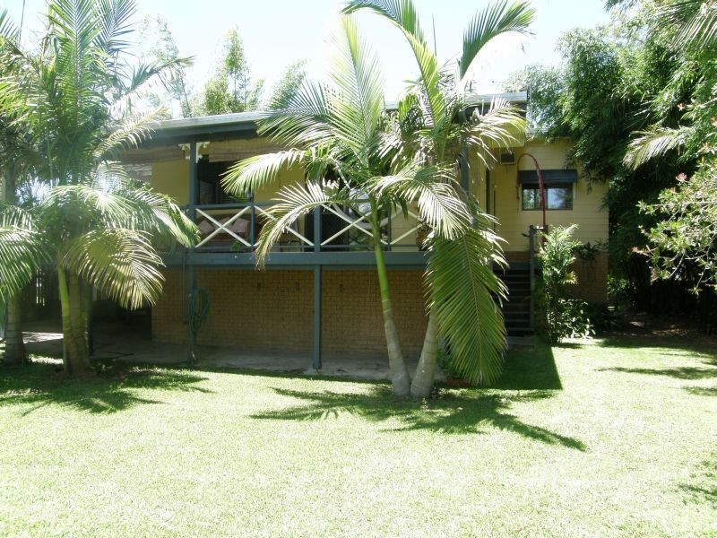 8 Carrington Lane, Palmers Island NSW 2463