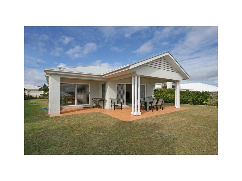 69 The Drive, Yamba NSW 2464