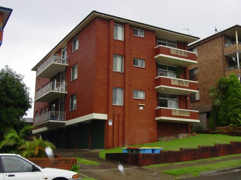 9/12 Queen Street, Arncliffe NSW 2205