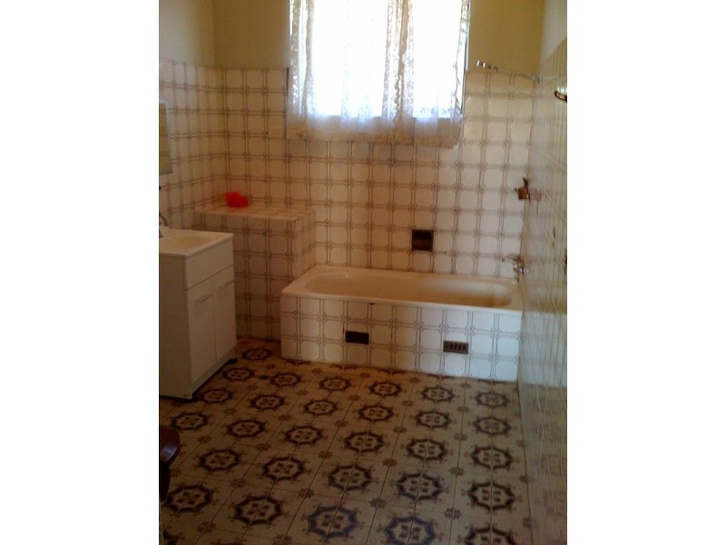 115 Forest Road, Arncliffe NSW 2205