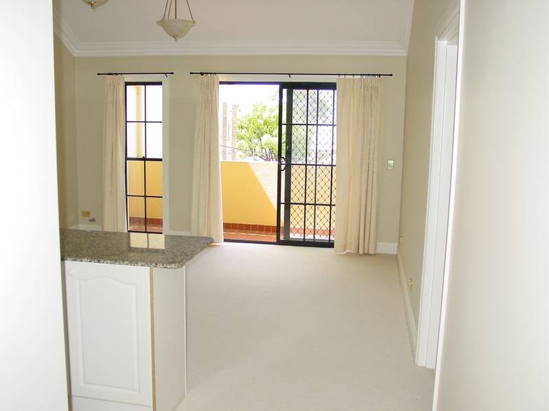 18/4-10 View Street, Arncliffe NSW 2205