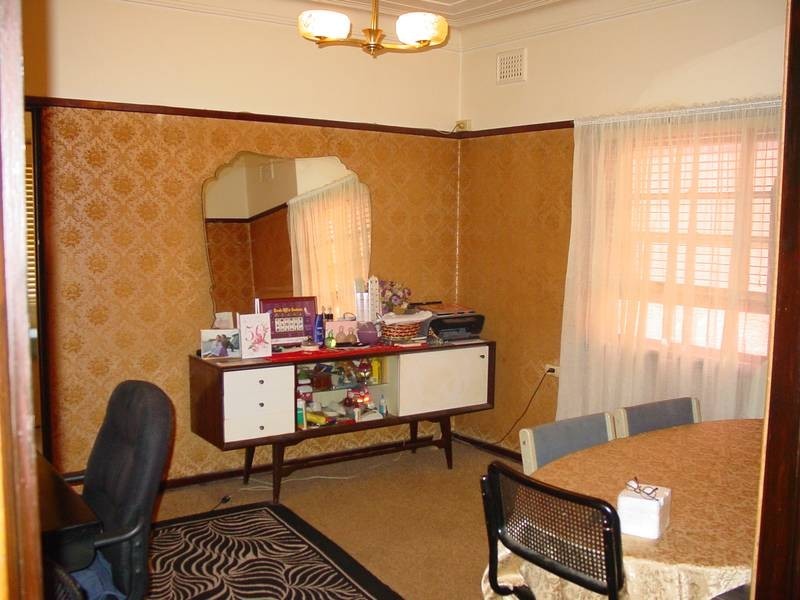 4 Lakeside Avenue, Monterey NSW 2217