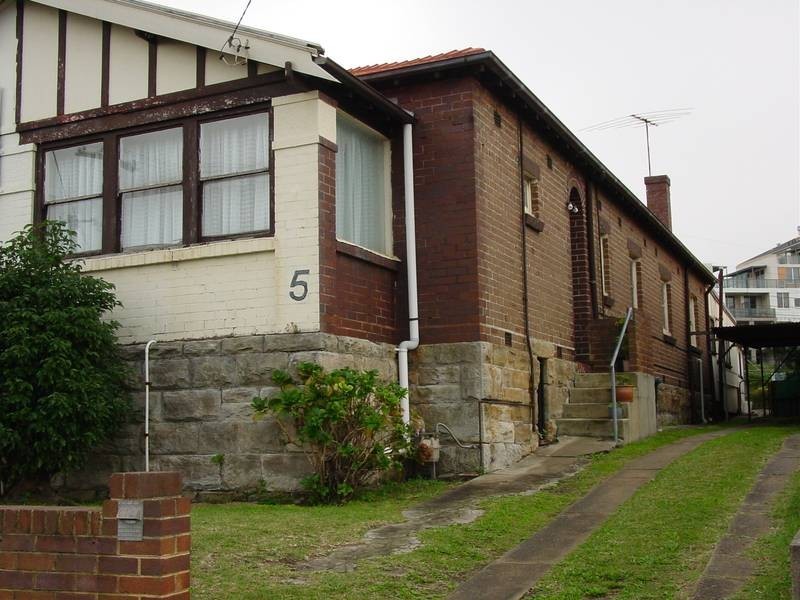 5 Arncliffe Street, Wolli Creek NSW 2205