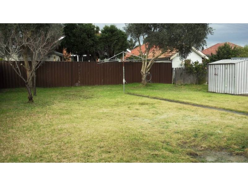 13 Lynesta Avenue, Bexley North NSW 2207