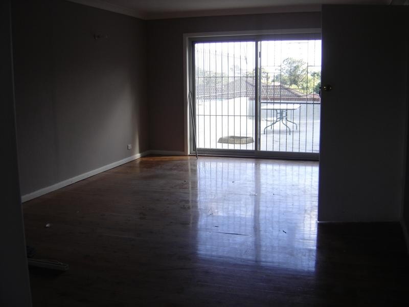1/109 Denman Rd, Georges Hall NSW 2198