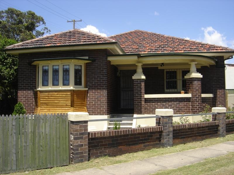 1 Athelstane St, Arncliffe NSW 2205