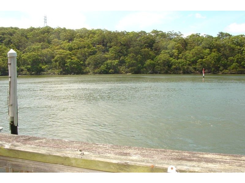 98 Moons Avenue, Lugarno NSW 2210