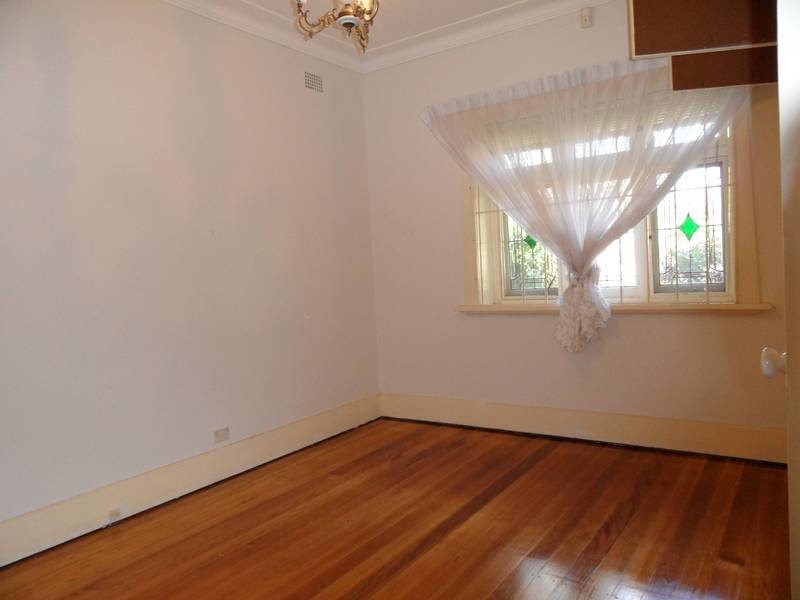 28 Athelstane Ave, Arncliffe NSW 2205