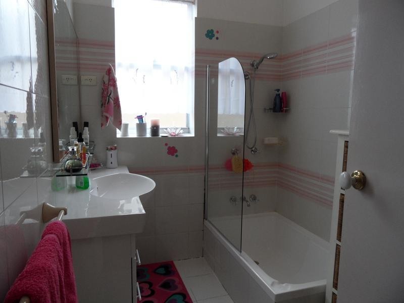 21 Knoll Avenue, Arncliffe NSW 2205