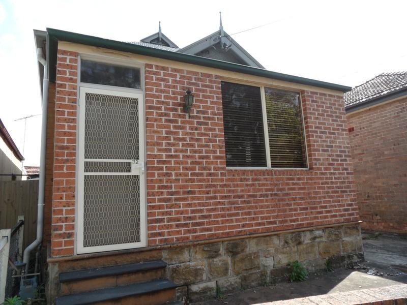 32 Railway Street, Banksia NSW 2216