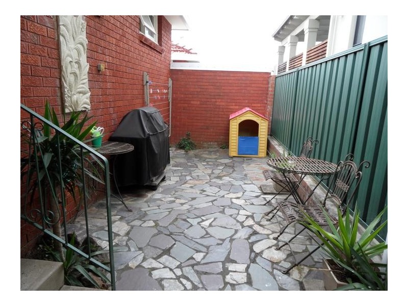 6 Douglas Street, Bardwell Valley NSW 2207