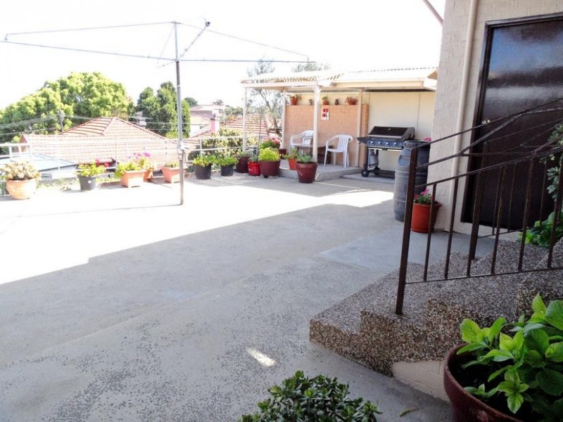 96 Forest Road, Arncliffe NSW 2205