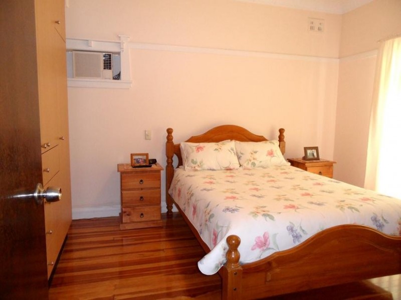 96 Forest Road, Arncliffe NSW 2205