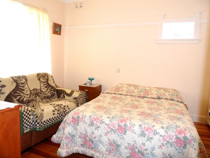 96 Forest Road, Arncliffe NSW 2205