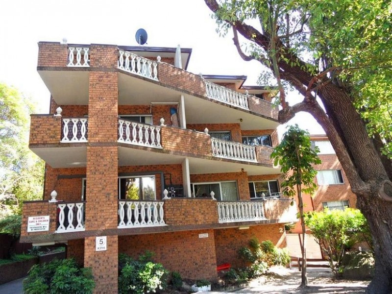 18/1-2 Firth Street, Arncliffe NSW 2205