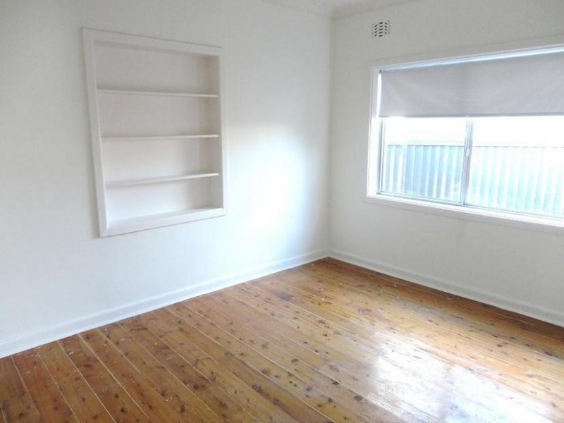 2 Kingsway, Kingsgrove NSW 2208