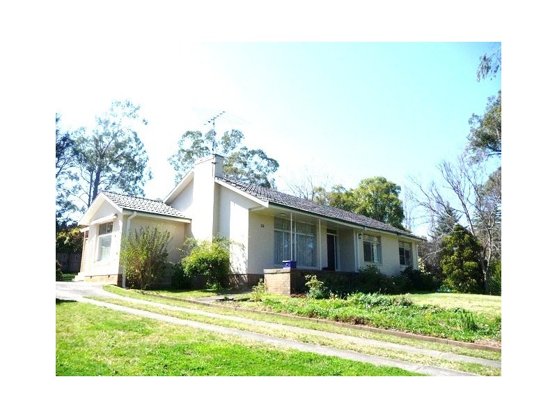 22 Kangaloon Road, Bowral NSW 2576