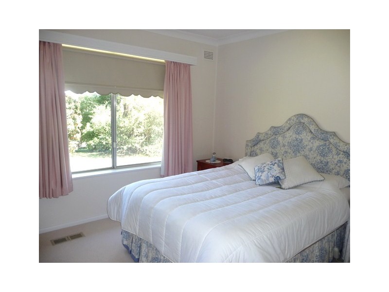 22 Kangaloon Road, Bowral NSW 2576