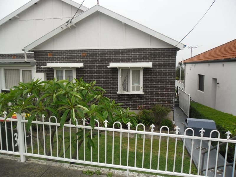 34 Segenhoe Street, Arncliffe NSW 2205